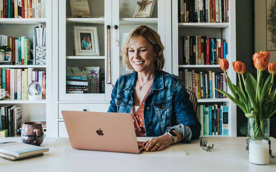 Bev Janisch is offering a mindfulness life coaching session.